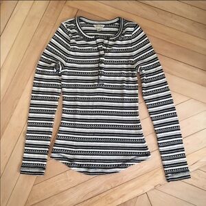 Lucky Brand stripe long sleeve tee size small